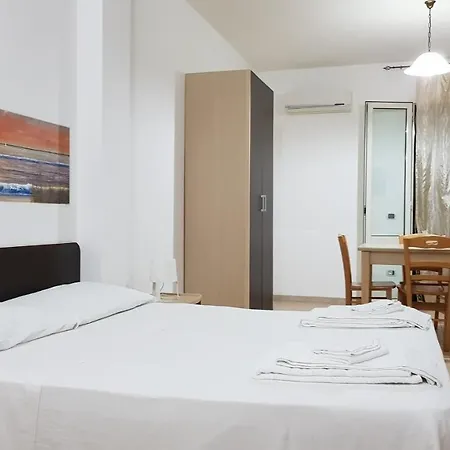 Catona Hotel apartamentowy 3*