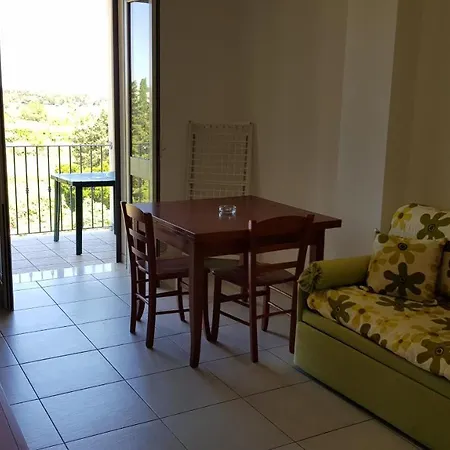 Aparthotel Catona 3*