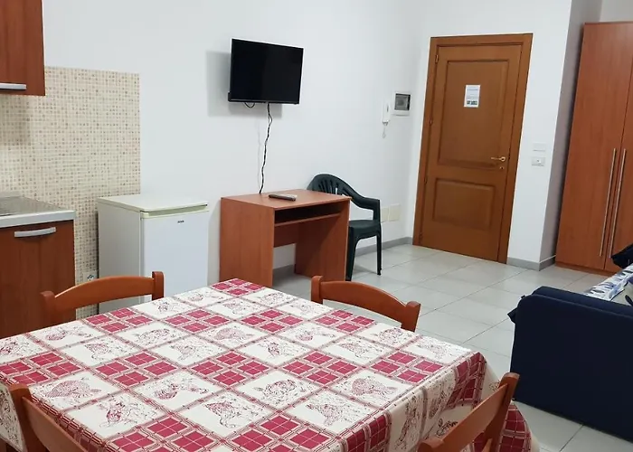 מלון דירות Catona 3*