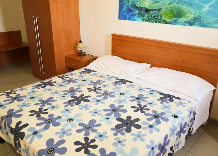 Catona 3* אוטרנטו