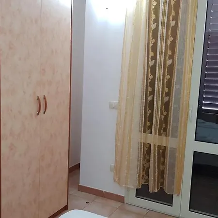 شقة فندقية Catona