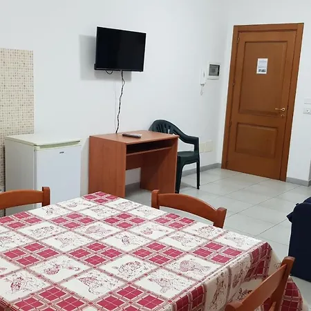 Apart Otel Catona 3*