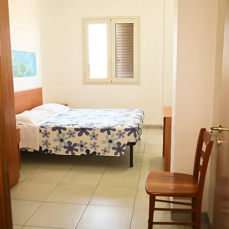 Catona Hotel apartamentowy 3*