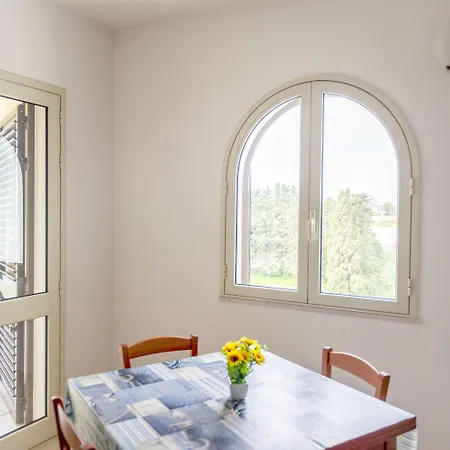 Aparthotel Catona 4*